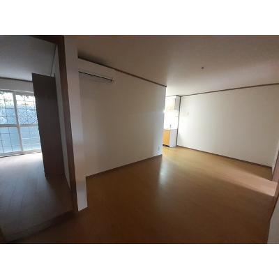 フィル・ヒュ－ゲル 102【管理NO：1-009702401-01020】 ★家具家電は申し込み後に搬入します★ ★2026年09月中旬入居可能★の物件写真2