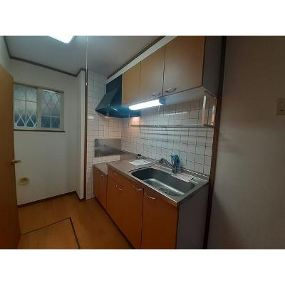 フィル・ヒュ－ゲル 102【管理NO：1-009702401-01020】 ★家具家電は申し込み後に搬入します★ ★2026年09月中旬入居可能★の物件写真3