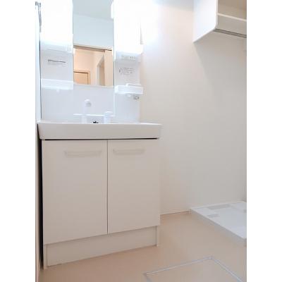 スプレンドーレ 203【管理NO：1-020559401-02030】 ★家具家電は申し込み後に搬入します★の物件写真6