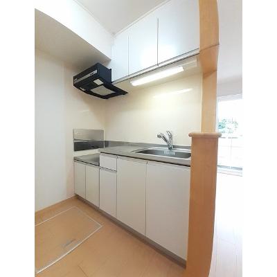 カリーノ・デフィー 102【管理NO：1-015900201-01020】 ★家具家電は申し込み後に搬入します★ ★2026年09月上旬入居可能★の物件写真3