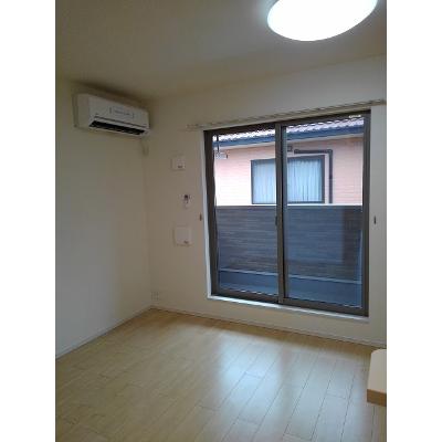 ドゥース　レシ　Ｂ 201【管理NO：1-021293202-02010】 ★家具家電は申し込み後に搬入します★ ★2026年09月中旬入居可能★の物件写真2