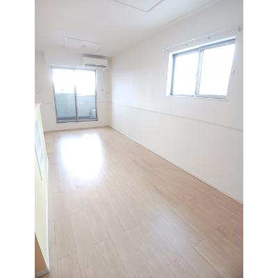 メゾン　ド　ユノ 201【管理NO：1-023507901-02010】 ★家具家電は申し込み後に搬入します★の物件写真2