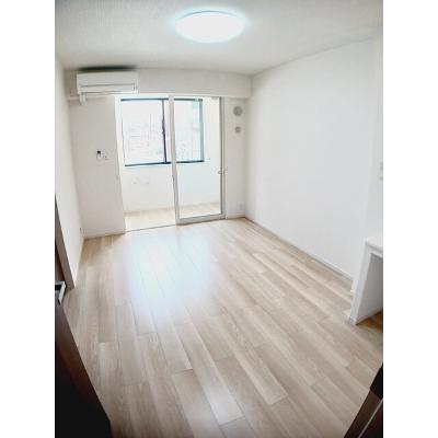 サイカス桟橋通 103【管理NO：1-027935701-01030】 ★家具家電は申し込み後に搬入します★ ★2026年09月中旬入居可能★の物件写真2