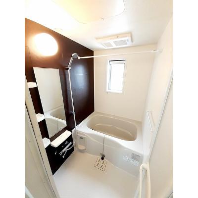 アルバータ　Ⅲ 203【管理NO：1-022729801-02030】 ★家具家電は申し込み後に搬入します★の物件写真4