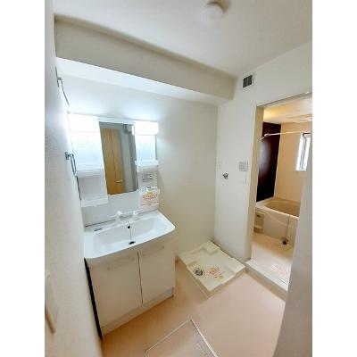 アルバータ　Ⅲ 203【管理NO：1-022729801-02030】 ★家具家電は申し込み後に搬入します★の物件写真6
