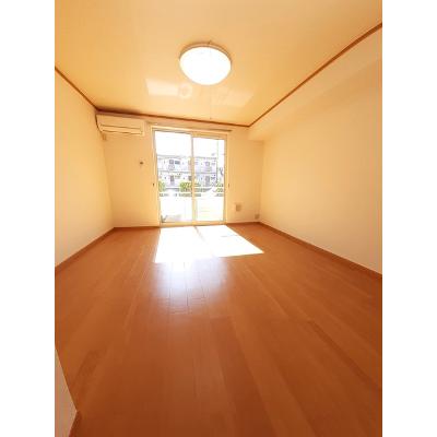 ミルフィーユ 101【管理NO：1-012190001-01010】 ★家具家電は申し込み後に搬入します★の物件写真2