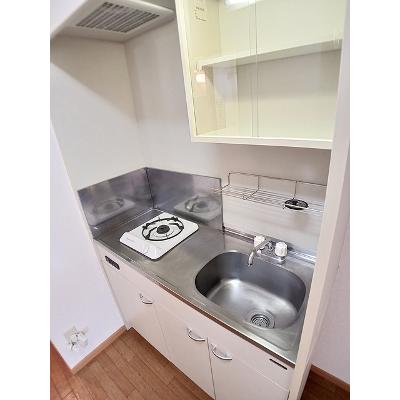 モンシェリー 101【管理NO：1-013207301-01010】 ★家具家電は申し込み後に搬入します★ ★2026年11月中旬入居可能★の物件写真3