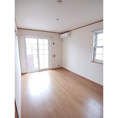 レジデント１０８４ 101【管理NO：1-012606201-01010】 ★家具家電は申し込み後に搬入します★の物件写真2