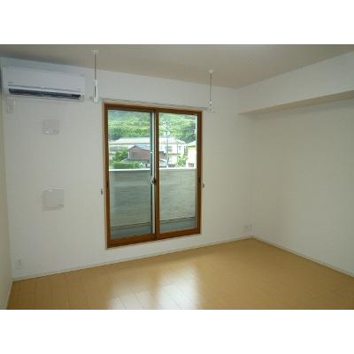 クレド 202【管理NO：1-019329801-02020】 ★家具家電は申し込み後に搬入します★ ★2026年09月中旬入居可能★の物件写真2