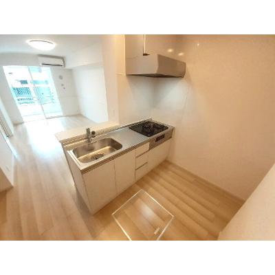 ＰＯＰＯＲＡ　Ⅲ 102【管理NO：1-025618803-01020】 ★家具家電は申し込み後に搬入します★の物件写真3