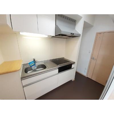 ＣＲＯＳＳ　ＲＩＶＥＲ 402【管理NO：1-017562101-04020】 ★家具家電は申し込み後に搬入します★の物件写真3