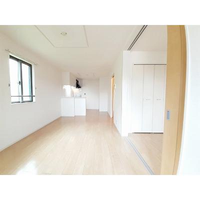 セレーノ洞海Ⅲ 201【管理NO：1-020839601-02010】 ★家具家電は申し込み後に搬入します★の物件写真2