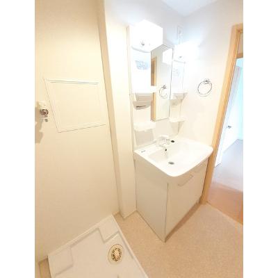 ライジングサン 202【管理NO：1-019870601-02020】 ★家具家電は申し込み後に搬入します★ ★2026年09月下旬入居可能★の物件写真6