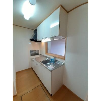 エストレーブ里　Ⅱ 102【管理NO：1-013616201-01020】 ★家具家電は申し込み後に搬入します★ ★2026年10月中旬入居可能★の物件写真3