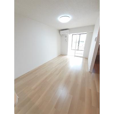 フェデール 102【管理NO：1-026076202-01020】 ★家具家電は申し込み後に搬入します★ ★2026年10月上旬入居可能★の物件写真2