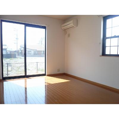 ローレルハウス 104【管理NO：1-014215801-01040】 ★家具家電は申し込み後に搬入します★ ★2026年09月中旬入居可能★の物件写真2