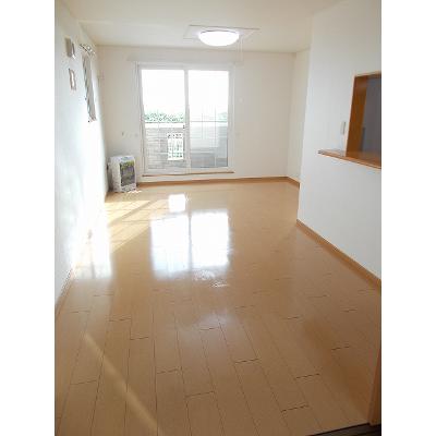 ベル・コリーヌ壱番館 103【管理NO：1-013854801-01030】 ★家具家電は申し込み後に搬入します★ ★2026年09月下旬入居可能★の物件写真2