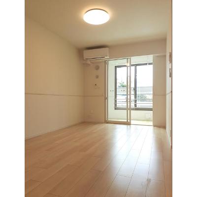 モデルノ 102【管理NO：1-025845801-01020】 ★家具家電は申し込み後に搬入します★ ★2026年09月中旬入居可能★の物件写真2