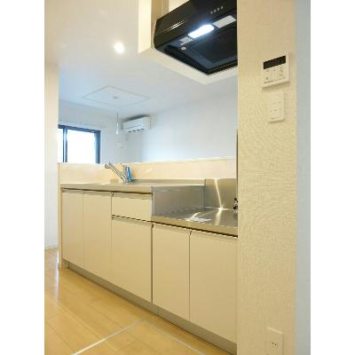 グッドデイズ 102【管理NO：1-023139601-01020】 ★家具家電は申し込み後に搬入します★ ★2026年10月上旬入居可能★の物件写真3