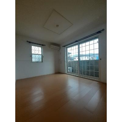ｓｔｅｌｌａｒ　Ⅱ 106【管理NO：1-018715302-01050】 ★家具家電は申し込み後に搬入します★ ★2026年09月上旬入居可能★の物件写真2