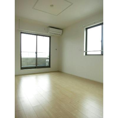 Ｒ＆Ｓソレイユ 201【管理NO：1-022074701-02010】 ★家具家電は申し込み後に搬入します★ ★2026年09月上旬入居可能★の物件写真2