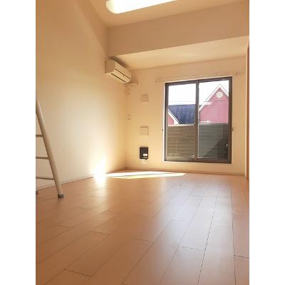 ドゥ・コリーヌ 203【管理NO：1-018690601-02030】 ★家具家電は申し込み後に搬入します★ ★2026年09月上旬入居可能★の物件写真2