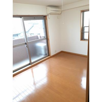 ヴェルデ鳴海 303【管理NO：1-013832001-03030】 ★家具家電は申し込み後に搬入します★ ★2026年09月中旬入居可能★の物件写真2