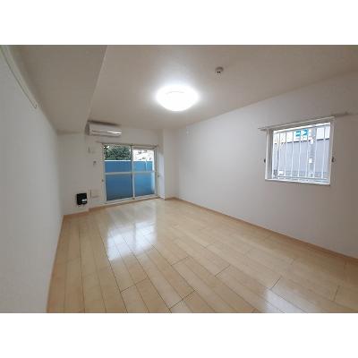ウィンザー越水 105【管理NO：1-017180301-01040】 ★家具家電は申し込み後に搬入します★ ★2026年10月中旬入居可能★の物件写真2