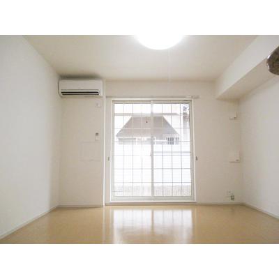 サンプラザ日之出 108【管理NO：1-017680601-01070】 ★家具家電は申し込み後に搬入します★ ★2026年09月下旬入居可能★の物件写真2