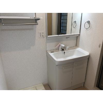 フラワー　ヒルズ 302【管理NO：1-024907101-03020】 ★家具家電は申し込み後に搬入します★ ★2026年11月中旬入居可能★の物件写真6