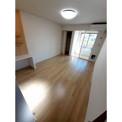 カーサヴェルデ 103【管理NO：1-027002301-01030】 ★家具家電は申し込み後に搬入します★ ★2026年09月中旬入居可能★の物件写真2