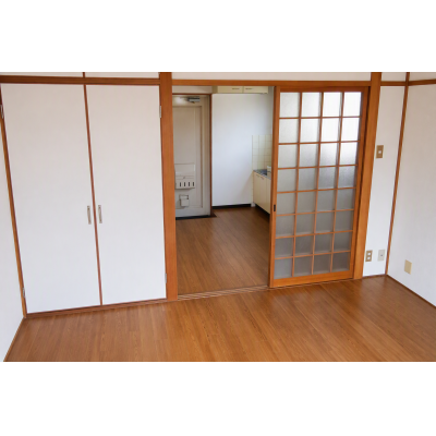 【京都市上京区/神宮丸太町駅徒歩8分/無料Wi-Fi/南向き/2路線利用可/スーパー徒歩圏】丸北マンション プライムの外観画像