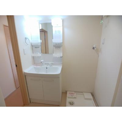 レクレドール 203【管理NO：1-019577801-02030】 ★家具家電は申し込み後に搬入します★ ★2026年09月中旬入居可能★の物件写真6