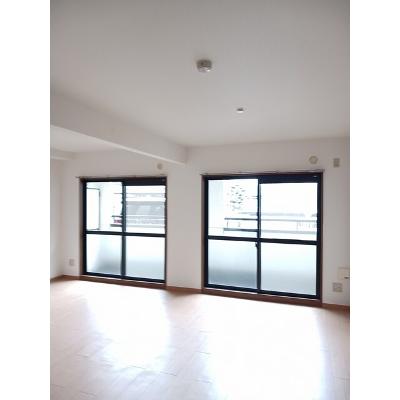 グランド・メール 103【管理NO：1-009488901-01030】 ★家具家電は申し込み後に搬入します★の物件写真2