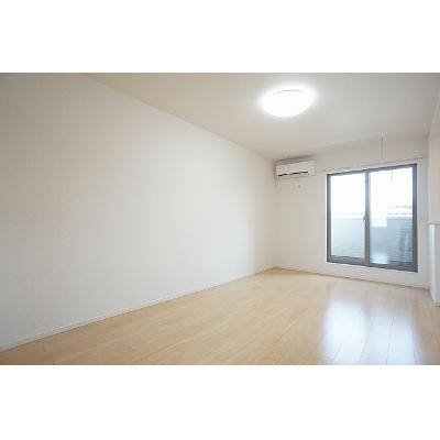 カーサ　ブルーノ 201【管理NO：1-022526101-02010】 ★家具家電は申し込み後に搬入します★ ★2026年08月下旬入居可能★の物件写真2