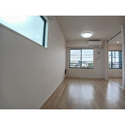 ゴールド　ティアラ 202【管理NO：1-028389201-02020】 ★家具家電は申し込み後に搬入します★の物件写真2