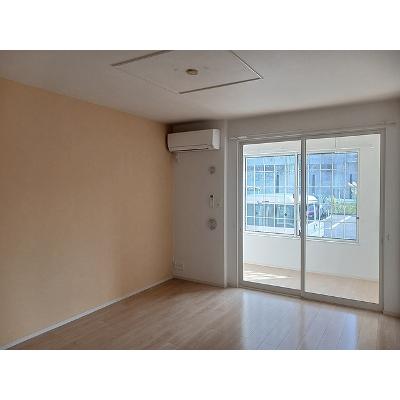 サザンクロス 104【管理NO：1-020279201-01040】 ★家具家電は申し込み後に搬入します★の物件写真2