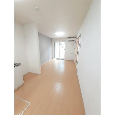 カサ・バトリョ 103【管理NO：1-021027302-01030】 ★家具家電は申し込み後に搬入します★ ★2026年09月中旬入居可能★の物件写真2