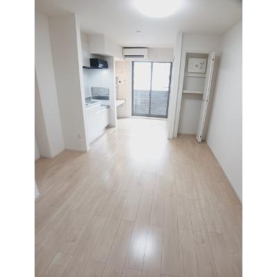 チームサモンフォース石巻 103【管理NO：1-023736401-01030】 ★家具家電は申し込み後に搬入します★ ★2026年09月上旬入居可能★の物件写真2