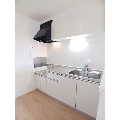 apartment 〒108-0075　東京都港区港南２丁目16-1