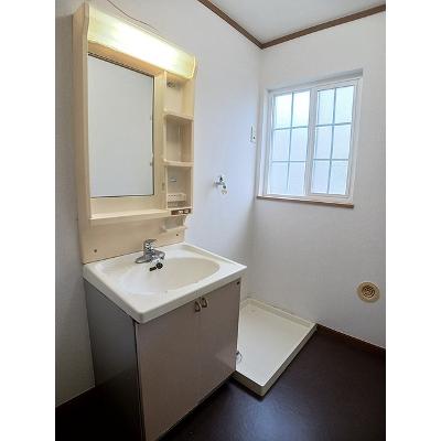 apartment 〒108-0075　東京都港区港南２丁目16-1