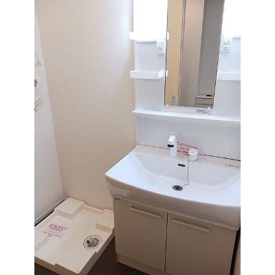 ユア　クオーレシエロⅡ 101【管理NO：1-021276102-01010】 ★家具家電は申し込み後に搬入します★の物件写真6