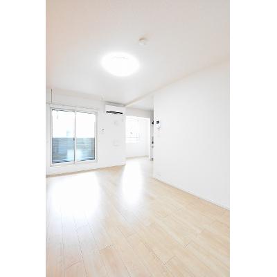 クレセントＦ 203【管理NO：1-022361302-02030】 ★家具家電は申し込み後に搬入します★ ★2026年09月下旬入居可能★の物件写真2