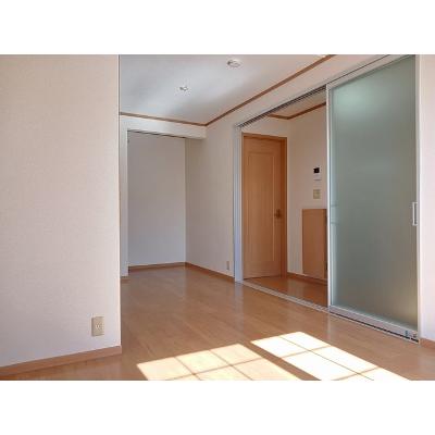 ファミーユＢ 201【管理NO：1-012282702-02010】 ★家具家電は申し込み後に搬入します★ ★2026年09月中旬入居可能★の物件写真2