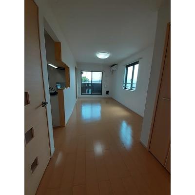 リエ　フュテュール 303【管理NO：1-017918501-03030】 ★家具家電は申し込み後に搬入します★ ★2026年10月中旬入居可能★の物件写真2