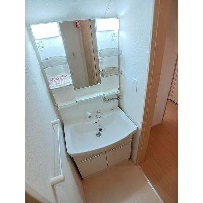 シューズ 102【管理NO：1-019428701-01020】 ★家具家電は申し込み後に搬入します★の物件写真6