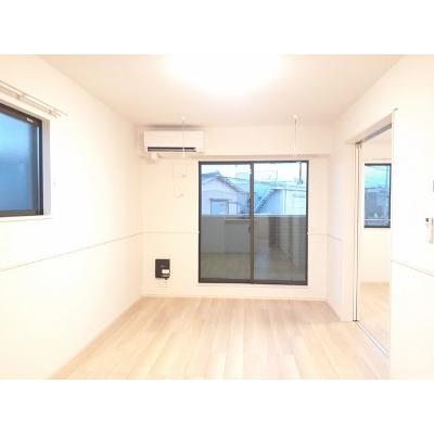 チェストナットフィールド　光 204【管理NO：1-026549801-02040】 ★家具家電は申し込み後に搬入します★ ★2026年09月上旬入居可能★の物件写真2