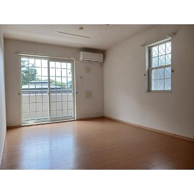 アクエリアス　Ⅰ 101【管理NO：1-016265101-01010】 ★家具家電は申し込み後に搬入します★の物件写真2