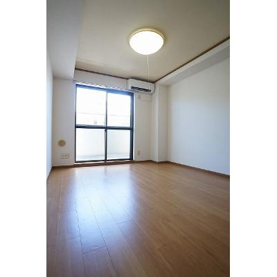サニーヒルズⅡ 202【管理NO：1-011520401-02020】 ★家具家電は申し込み後に搬入します★ ★2026年09月上旬入居可能★の物件写真2