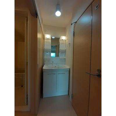 apartment 新潟県三条市直江町３丁目１７番２０号 

↓地図はこちらから